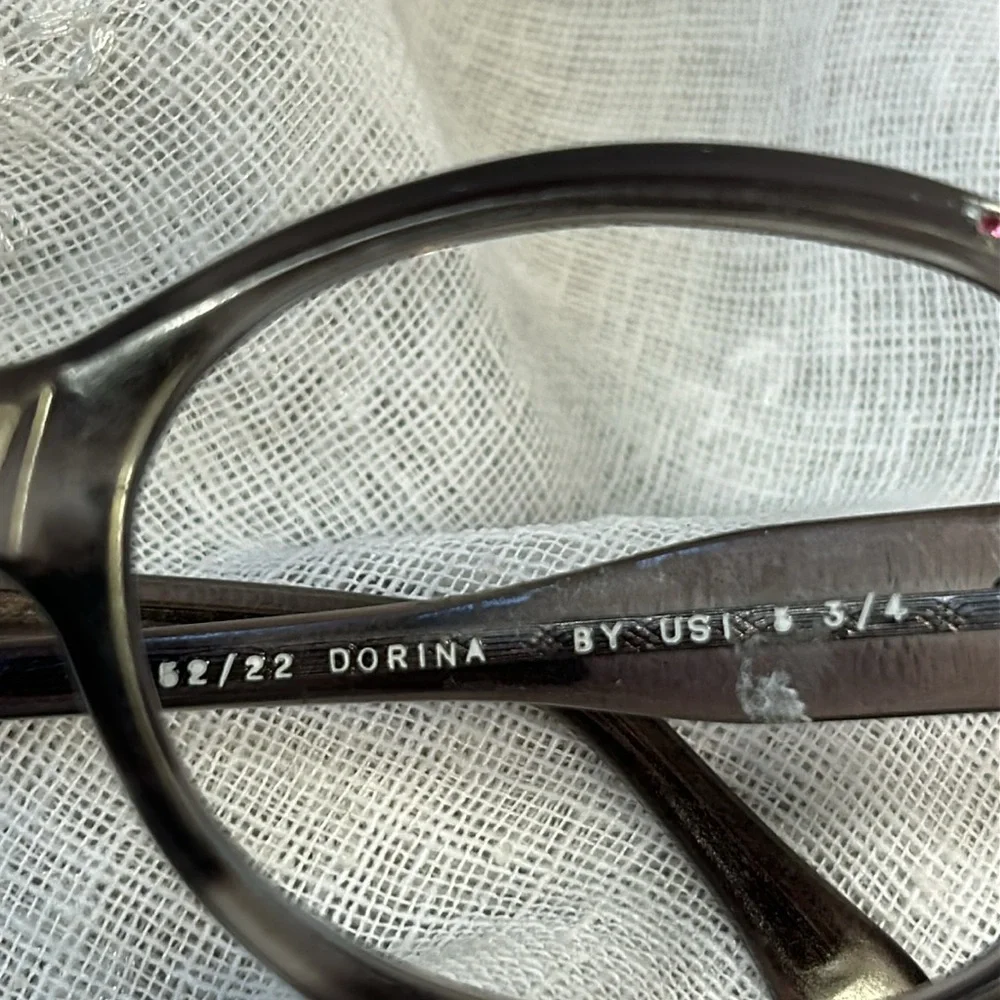 Vintage Dorina frame with crystals made in Italy